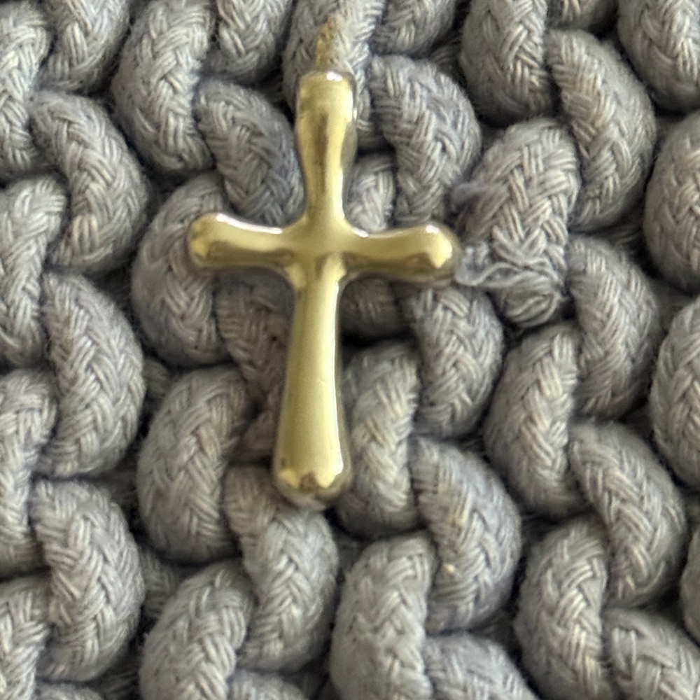 Retired James Avery Sterling Silver Freeform Cross Pendant